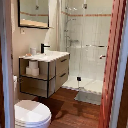 De L'ebaupin 度假居 *